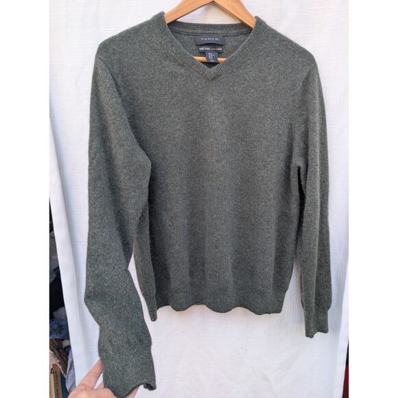 Tahari Pure Luxe 100% Cashmere Men's Handsome Green V Neck Sweater XL $245 - Picture 3 of 6